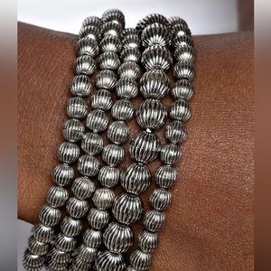 Ladies’ silver bracelet- Sonoran Stripes by Paparazzi